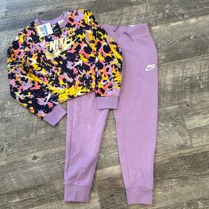 Nike girls jogger and hoodie set